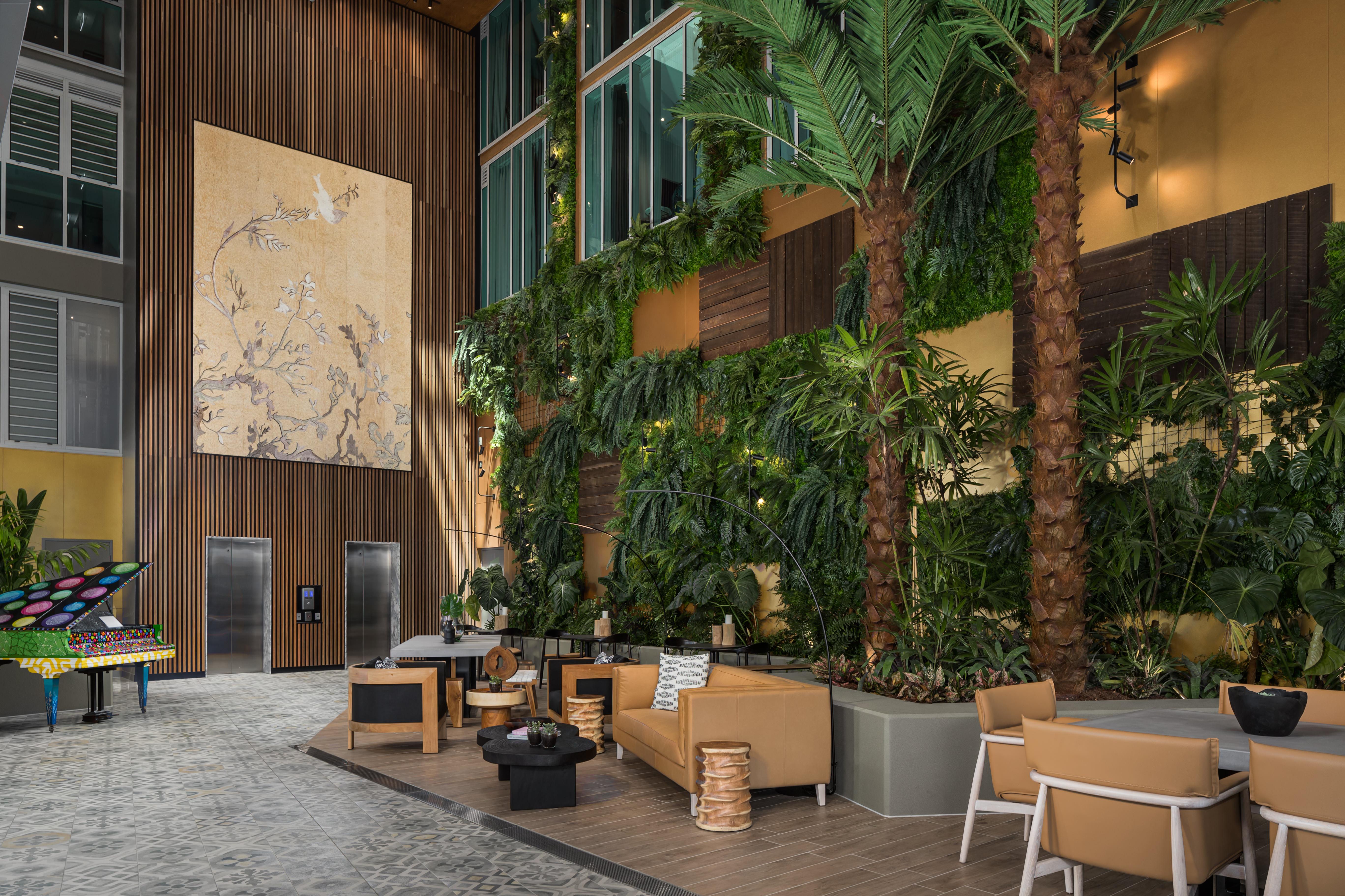 Crystalbrook Bailey Hotel Cairns Exterior foto The lobby of the hotel