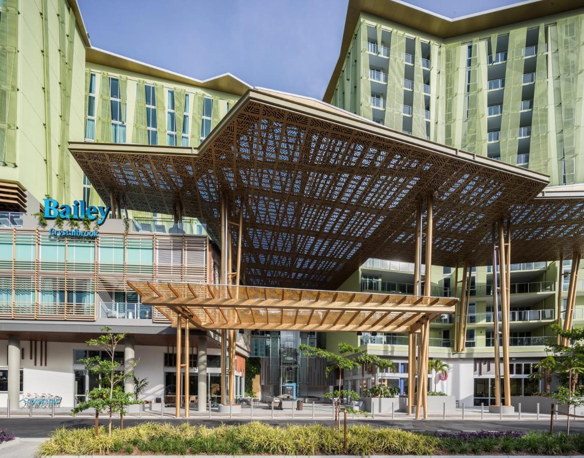 Crystalbrook Bailey Hotel Cairns Exterior foto The entrance to the new hospital